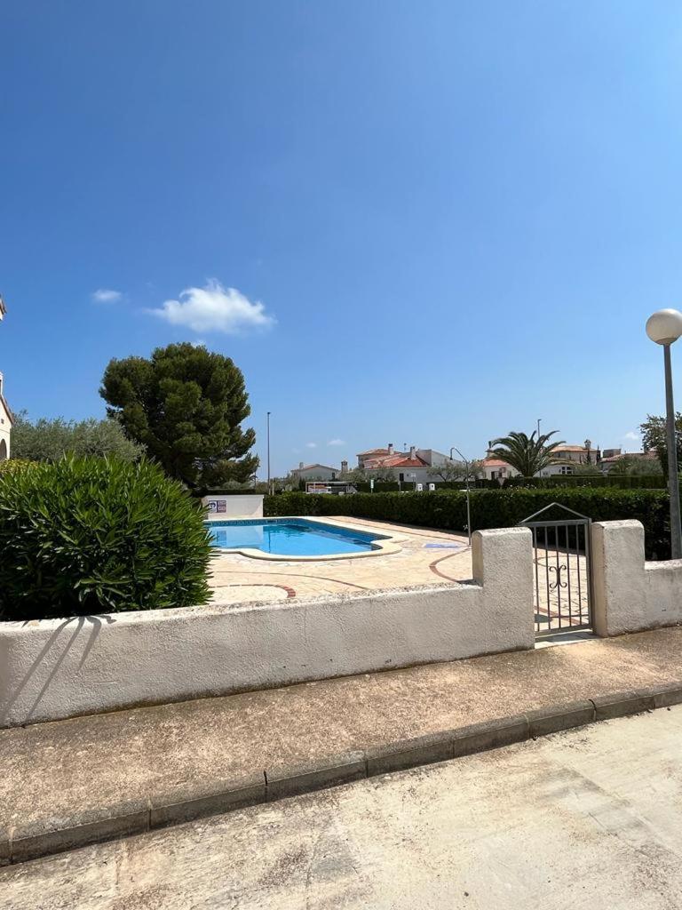شقة Fantastico Duplex Con Piscina -4 Personas- إليامبويا المظهر الخارجي الصورة